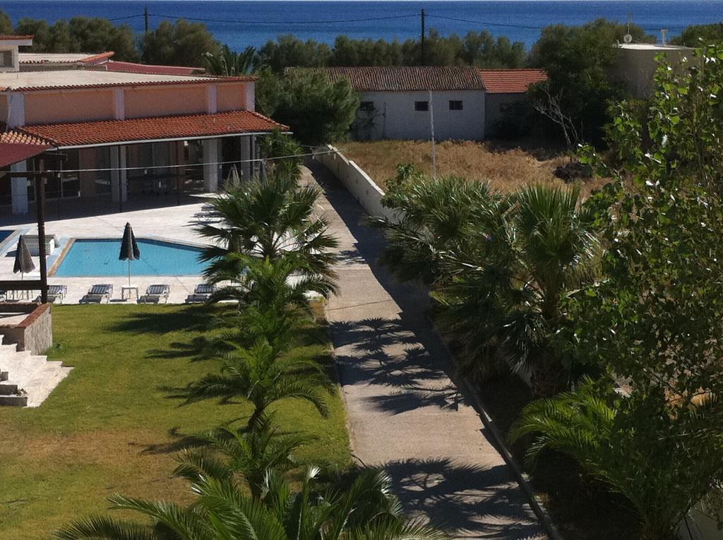 Tavari Beach Hotel Exterior foto